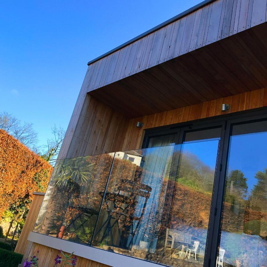 MorecombelakeUplands Garden住宿加早餐旅馆 外观 照片
